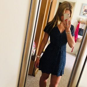 Abercrombie & Fitch Dresses - Abercrombie Blue Flowered Sundress Abercrombie & Fitch Dresses - Abercrombie Blue Flowered Sundress